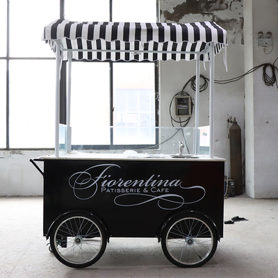 Το Wheely Delicious Go-To Bike Food Cart για την επιχείρηση σνακ.